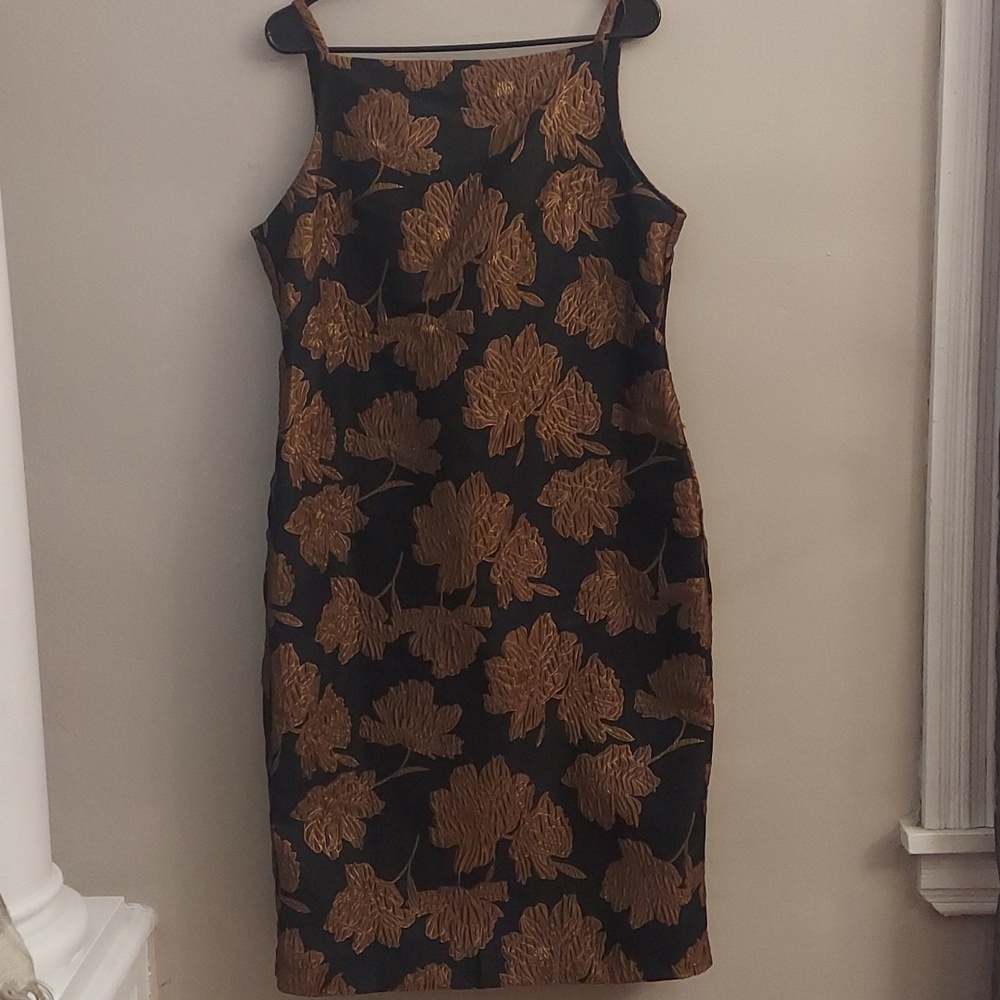DONNA KARAN NY Floral Boat Neck Sleeveless Sheath Dress - Picture 4 of 15